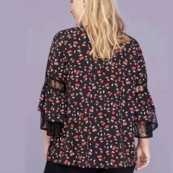 Lane Bryant Cherry print blouse tiered flare sleeves black lace size 22 / 24 red - Picture 6 of 6